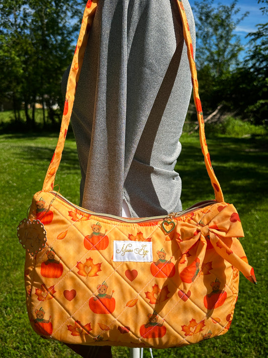 (Pre-order!) pumpkin bear shoulder bag